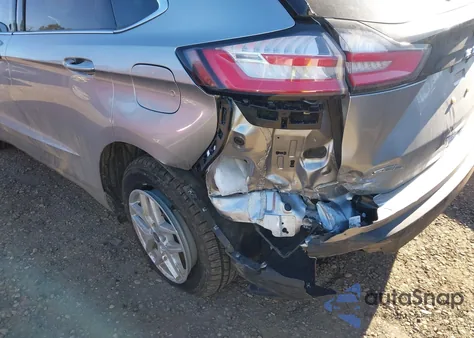 2022 Ford Edge Sel z USA, uszkodzony, nr VIN 2FMPK4J92NBA14755